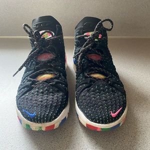 Lebron XVII Black Confetti